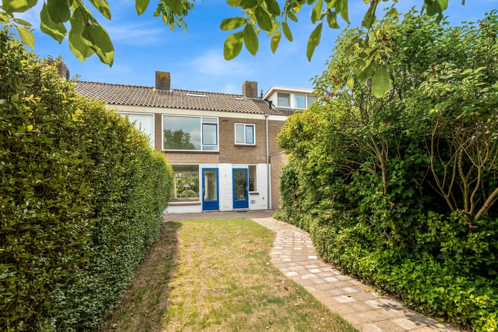 Photo 13 of Arnold van Leuvenstraat 23