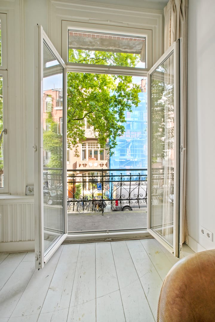 Photo 21 of Zacharias Jansestraat 27-H