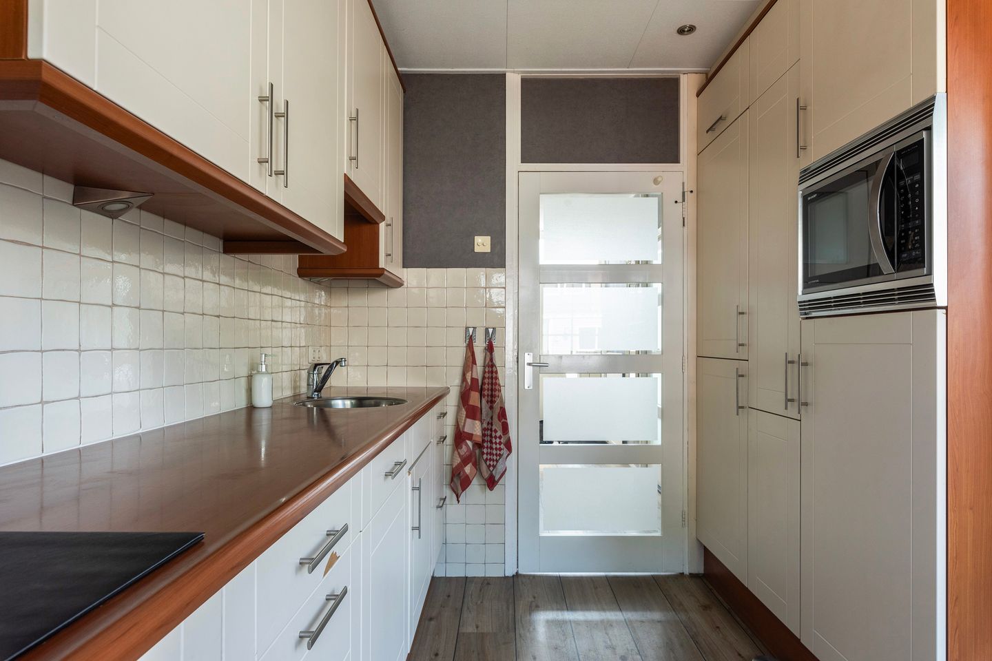 Photo 10 of Zwaluwstraat 6