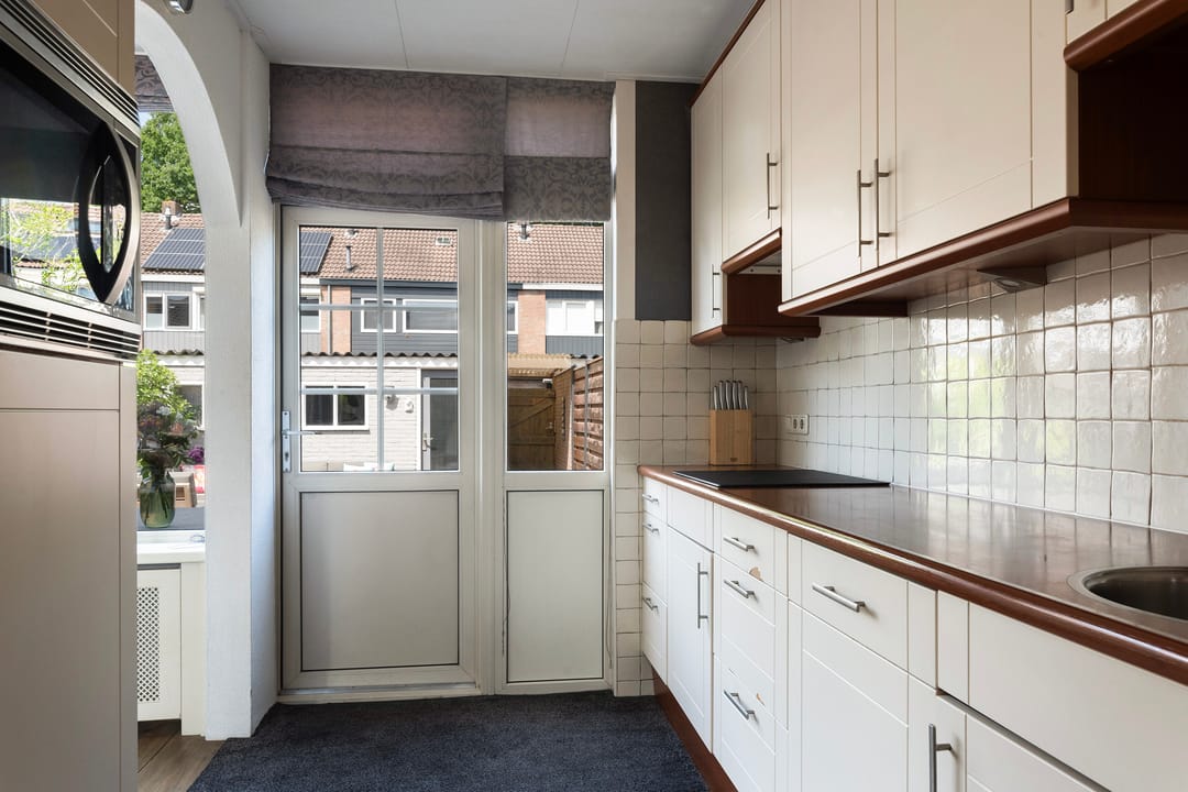 Photo 11 of Zwaluwstraat 6