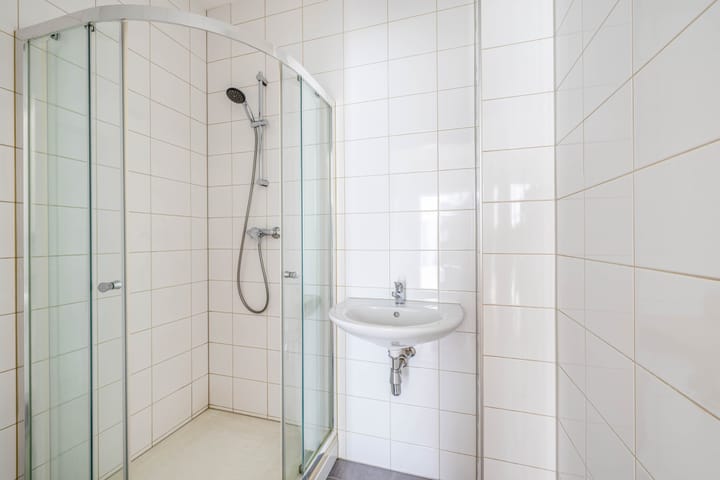 Photo 14 of Graaf Janstraat 2-A