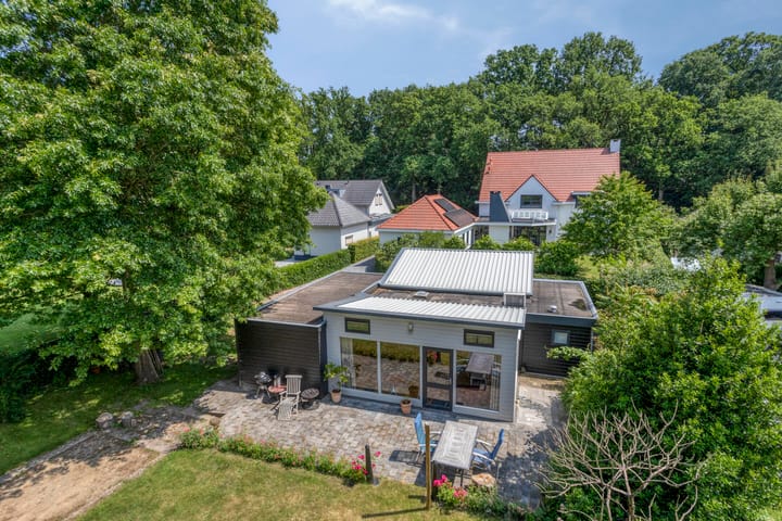 Foto 82 van Meerstraat 9-A