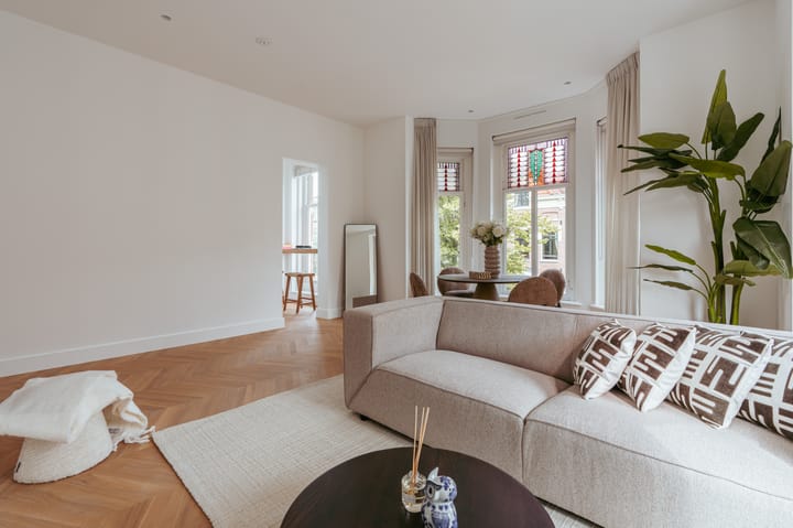 Photo 10 of Tesselschadestraat 31-D