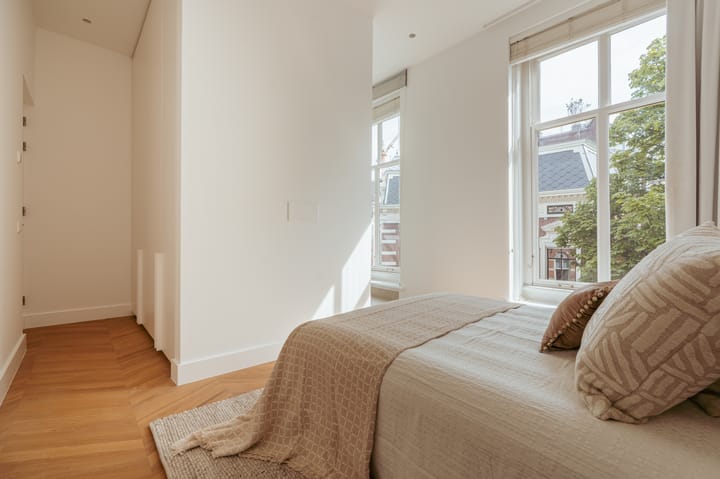 Photo 20 of Tesselschadestraat 31-D