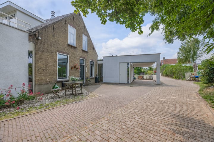 Foto 4 van Provincialeweg Oost 44