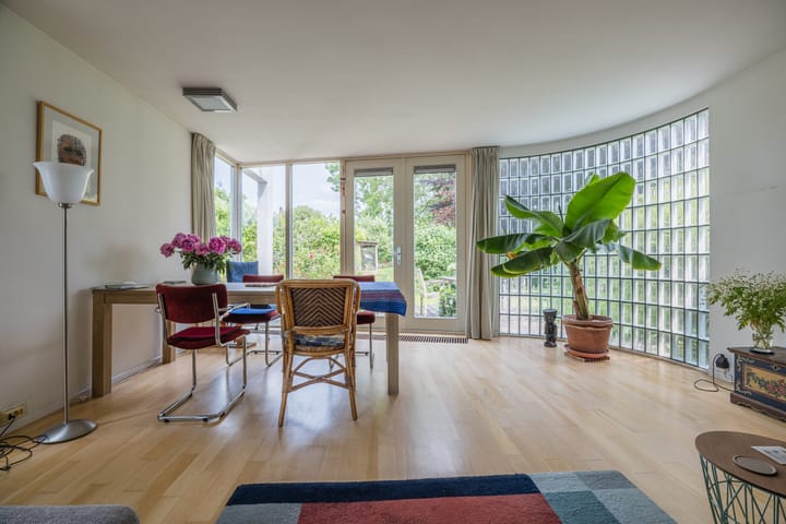 Foto 11 van Provincialeweg Oost 44