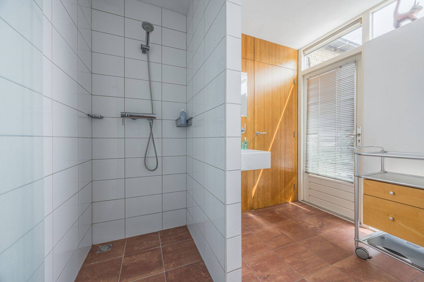 Foto 19 van Provincialeweg Oost 44