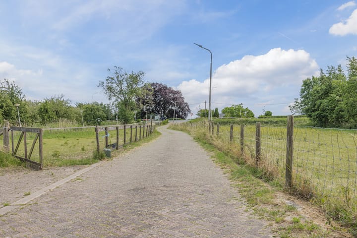 Foto 39 van Provincialeweg Oost 44