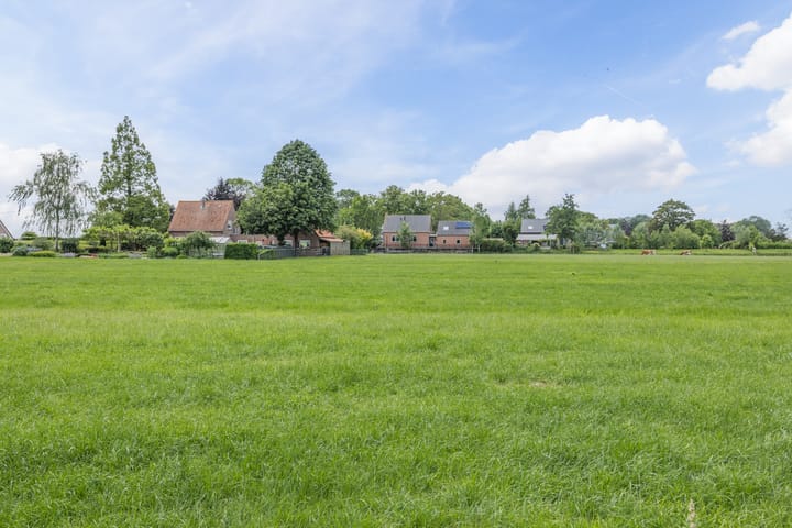 Foto 40 van Provincialeweg Oost 44