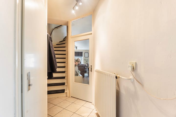 Foto 6 van Pierre Monteuxstraat 55