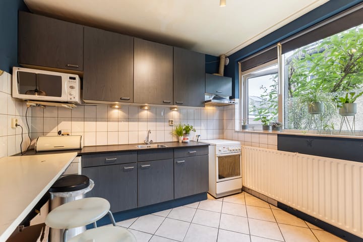 Foto 11 van Pierre Monteuxstraat 55