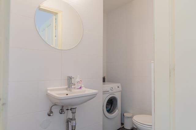 Photo 13 of Koninginneweg 10-C