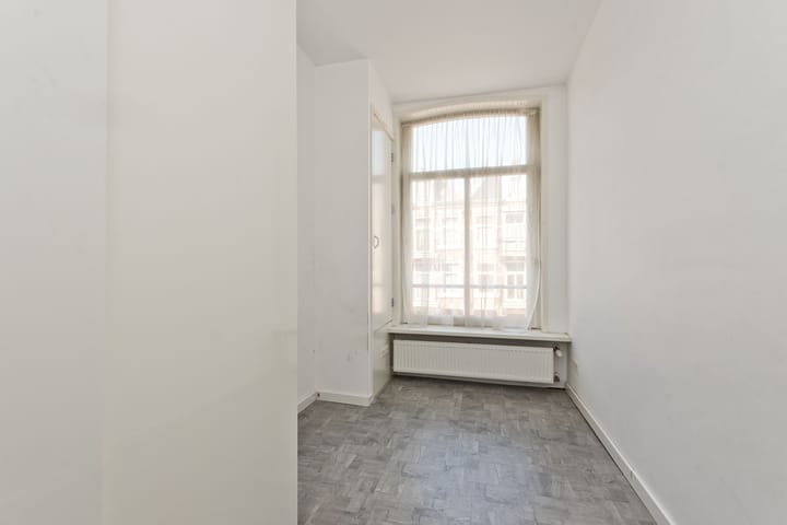 Foto 10 van Burmanstraat 8-2