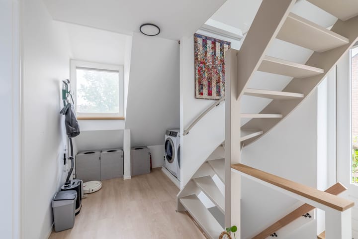 Photo 31 of Jan van Bloisstraat 25