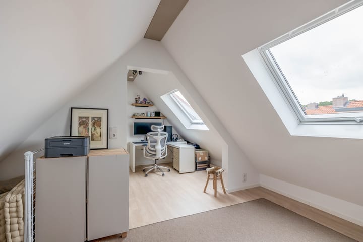 Photo 33 of Jan van Bloisstraat 25