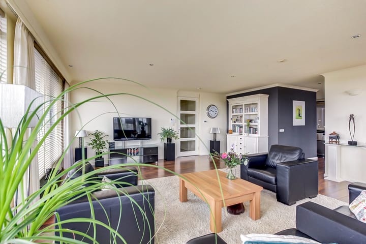 Foto 9 van Zuidsingel 118