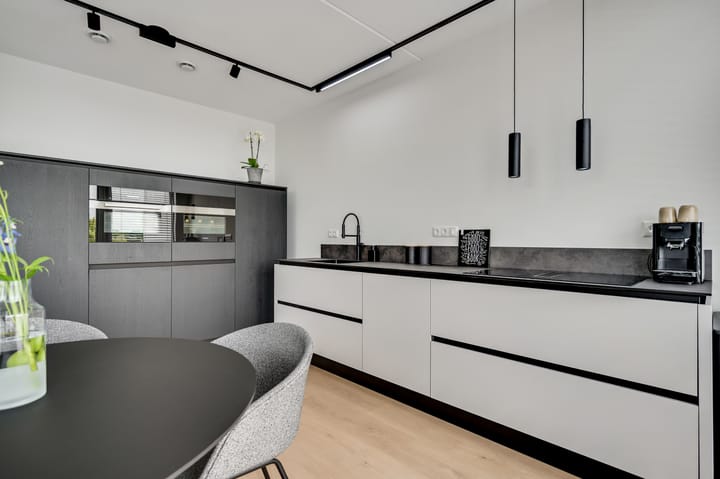 Foto 13 van De Cassij 30-E06