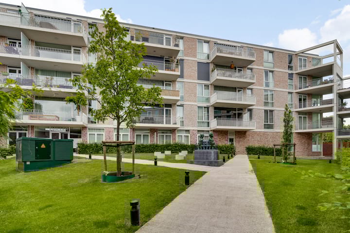 Foto 20 van De Cassij 30-E06