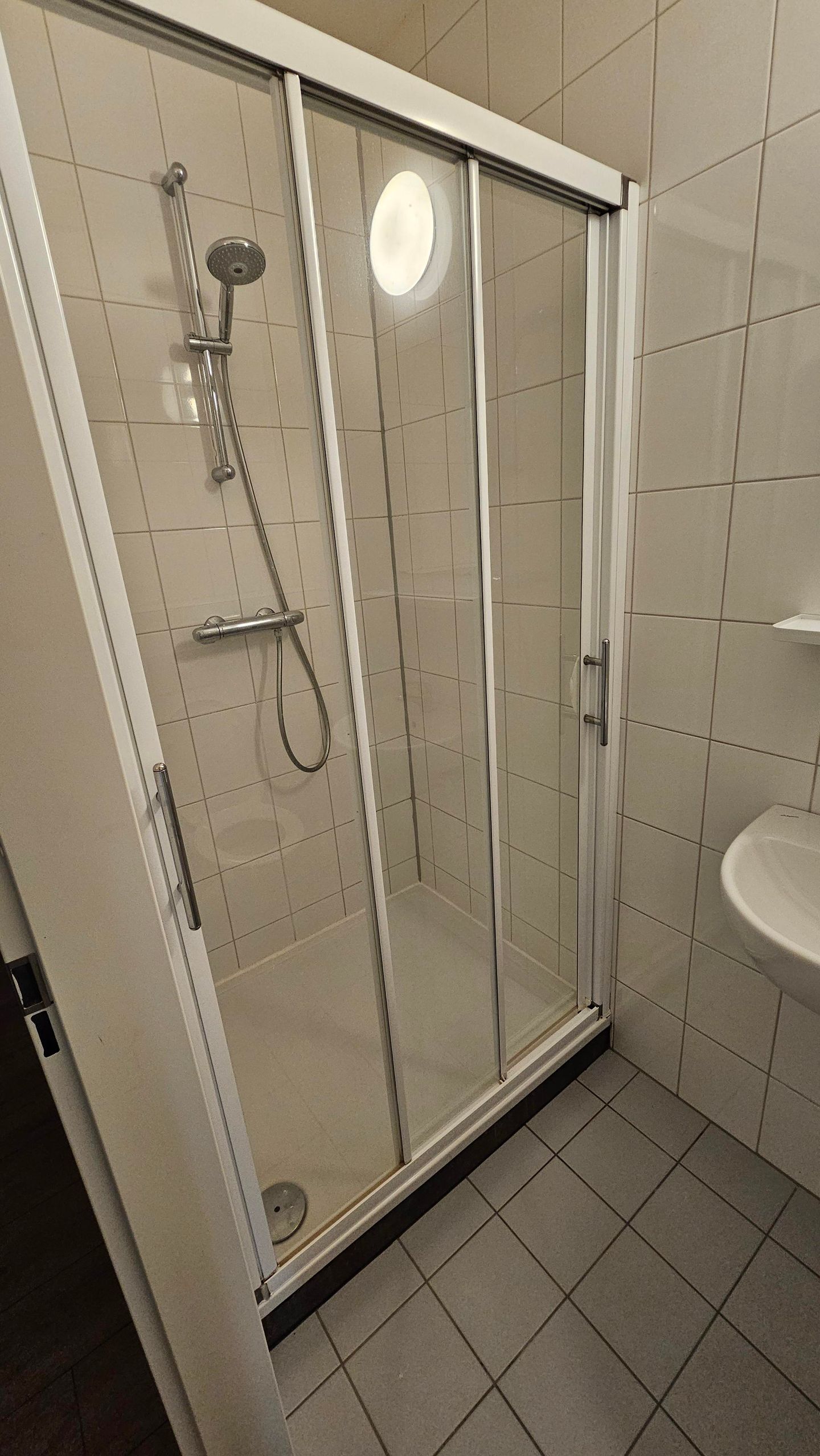 Foto 10 van Damsterkade 8-1B