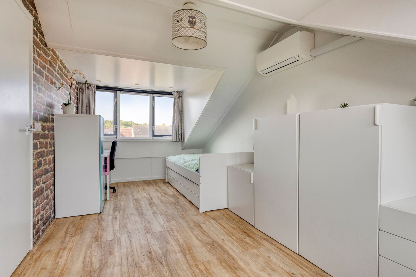 Foto 20 van Wim Sonneveldlaan 17