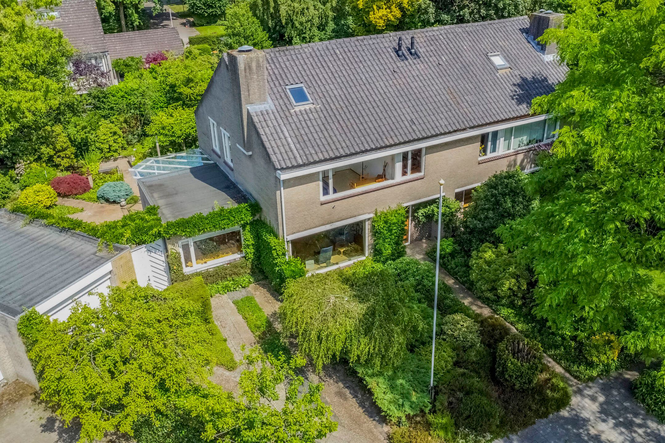 Foto 36 van Iepenlaan 10