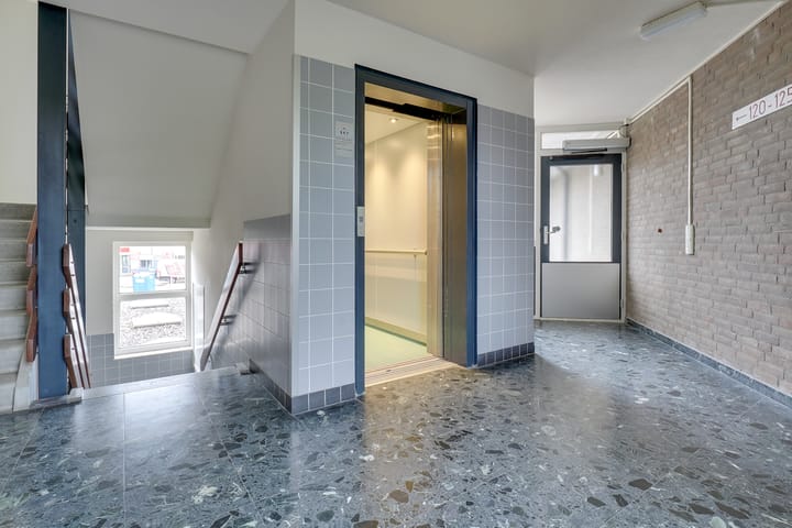 Foto 30 van Muntplein 121