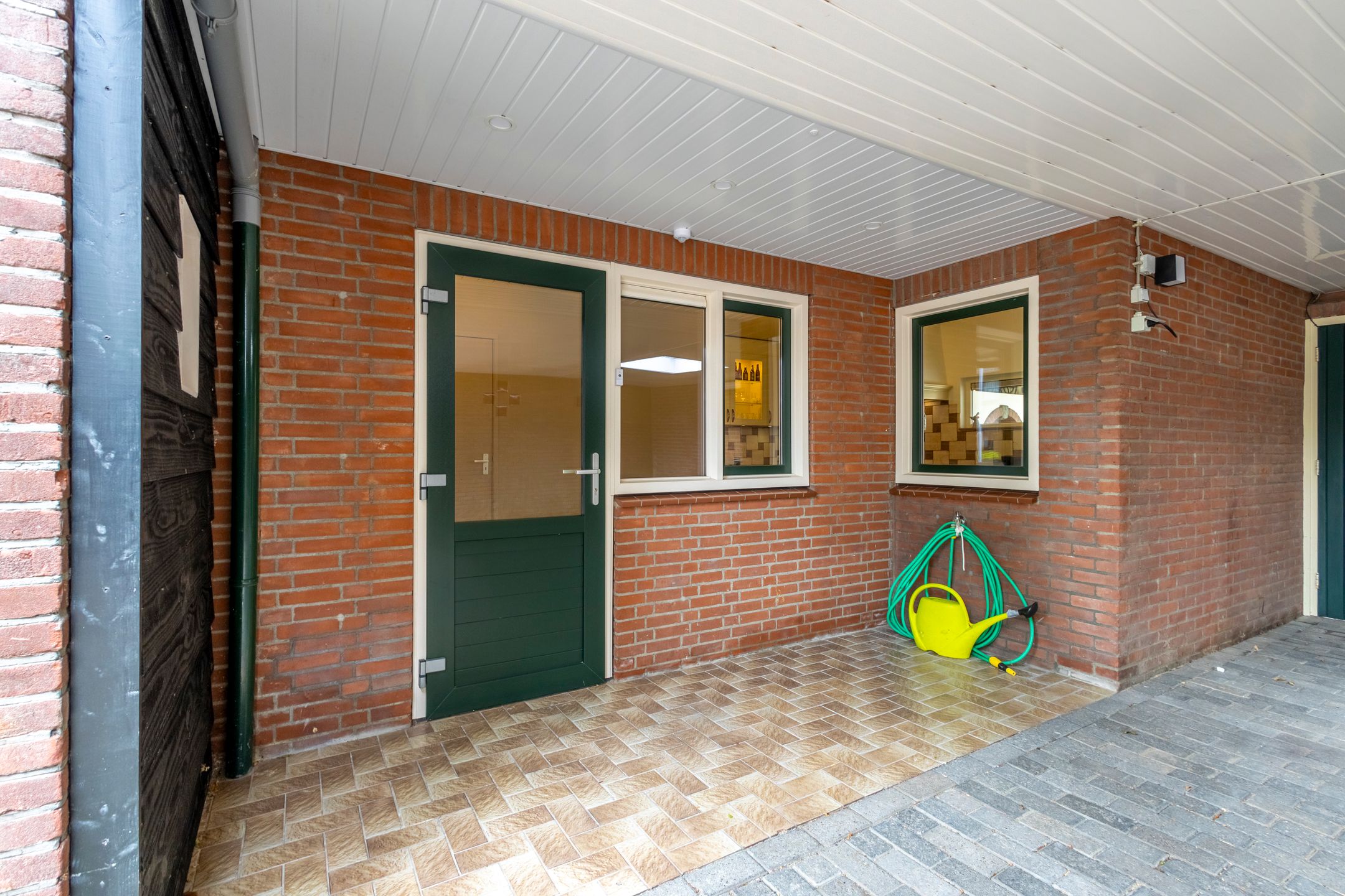 Photo 9 of Rozenbloemstraat 7