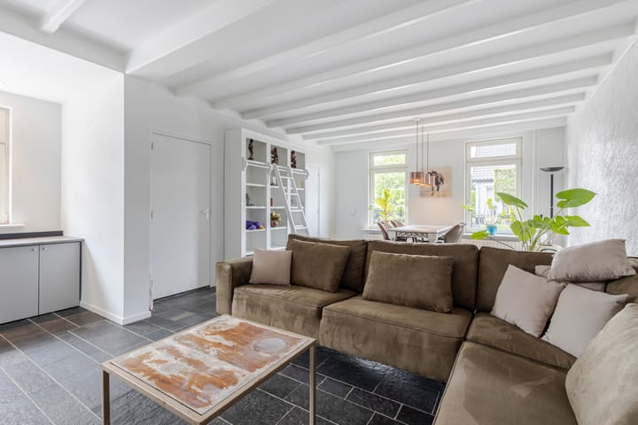 Foto 15 van Rozenbloemstraat 7