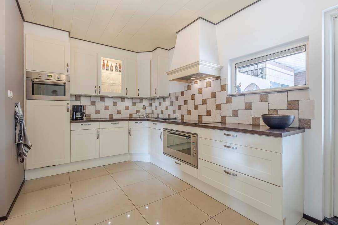 Photo 22 of Rozenbloemstraat 7