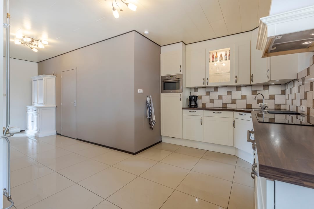 Photo 23 of Rozenbloemstraat 7