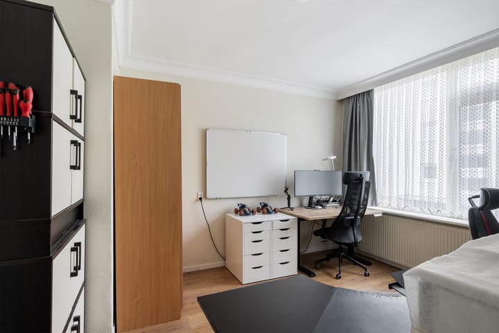 Foto 28 van Marinus van der Stoepstraat 8