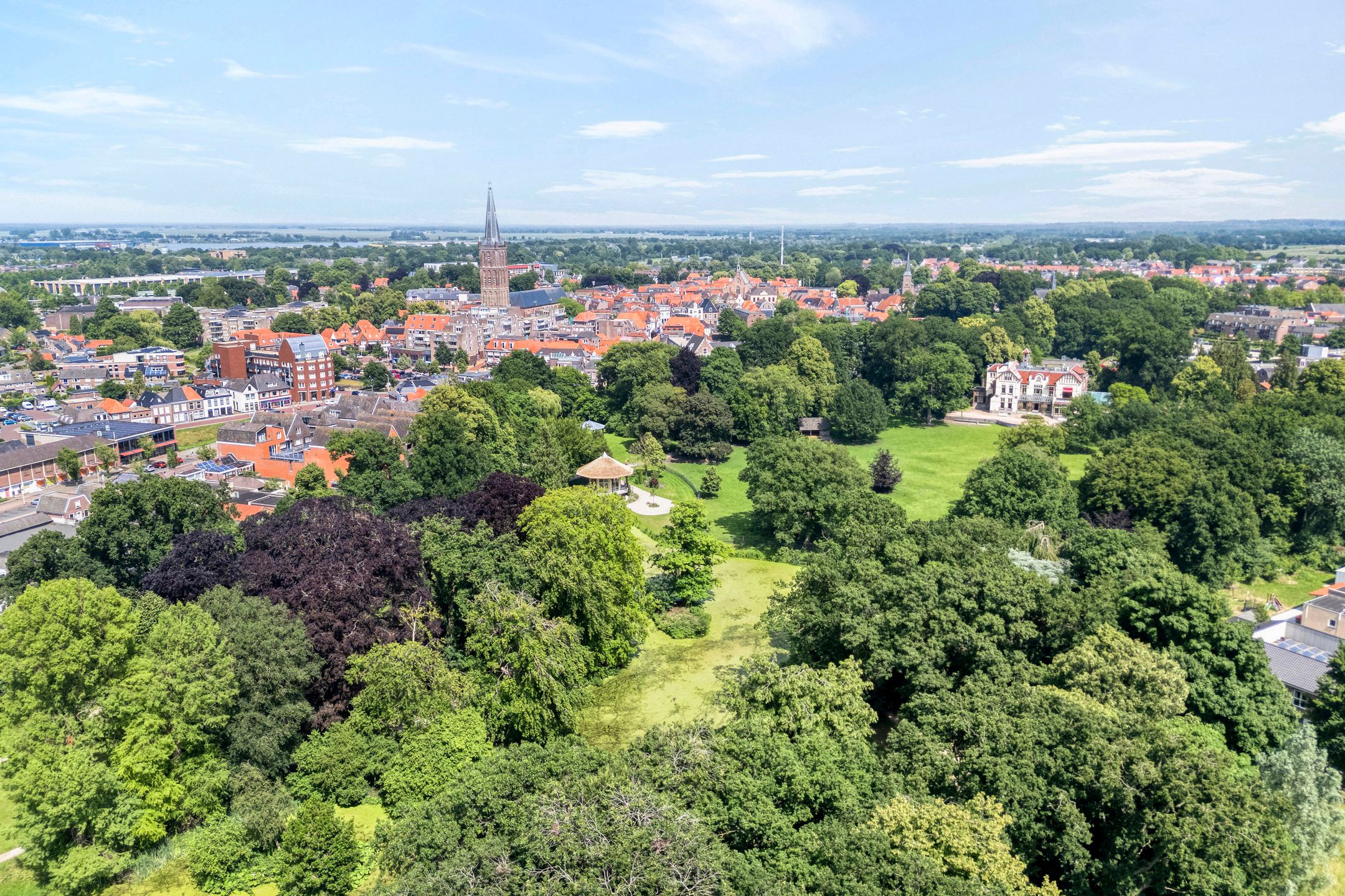 Foto 24 van Admiraal de Ruyterstraat 17