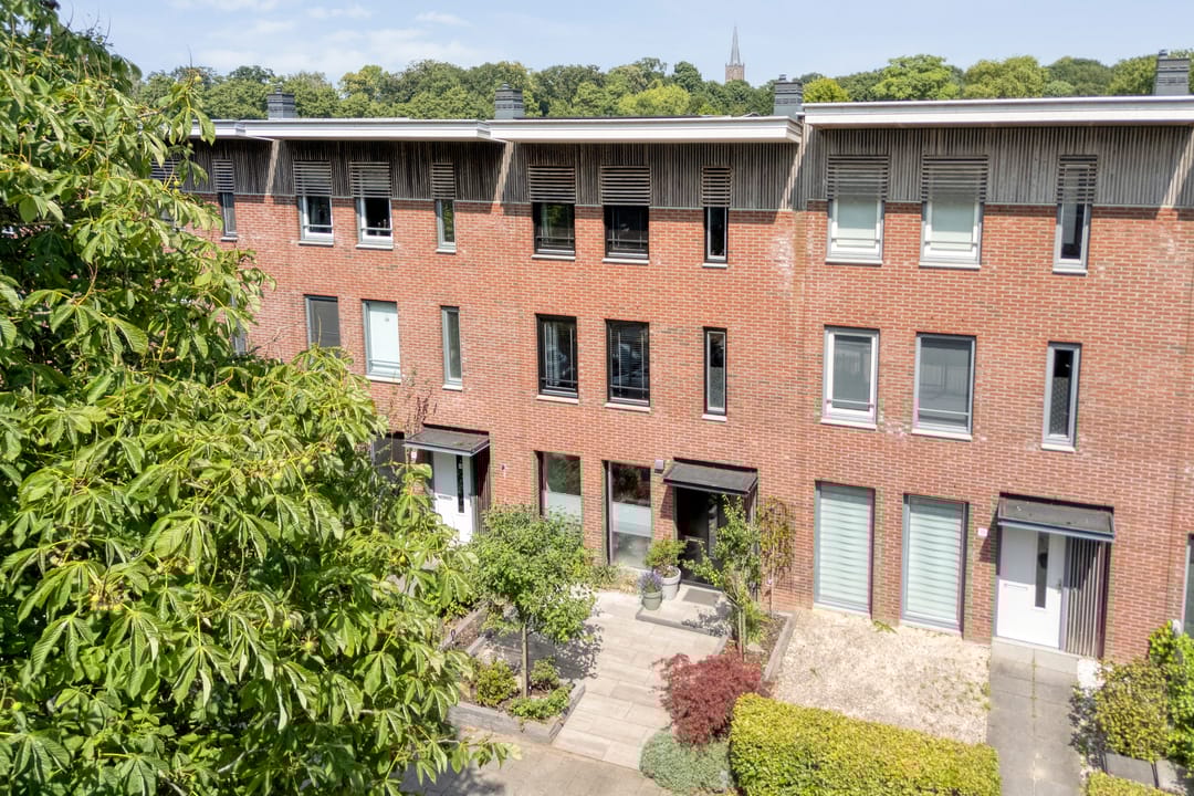 Foto 32 van Admiraal de Ruyterstraat 17