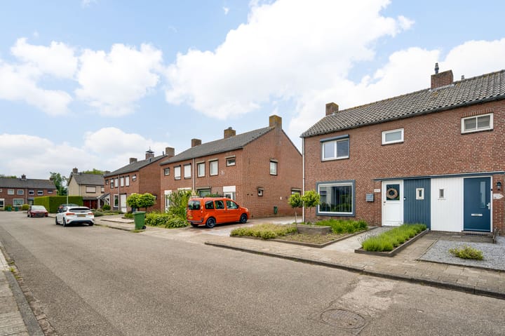 Photo 8 of Joachimstraat 14