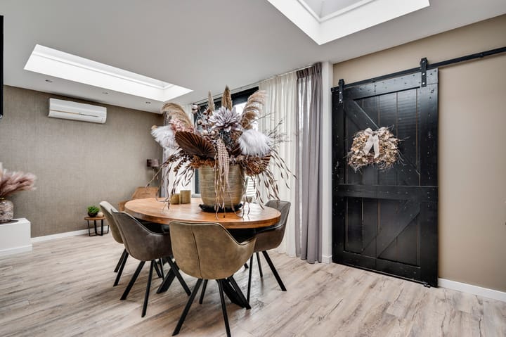 Photo 21 of Joachimstraat 14