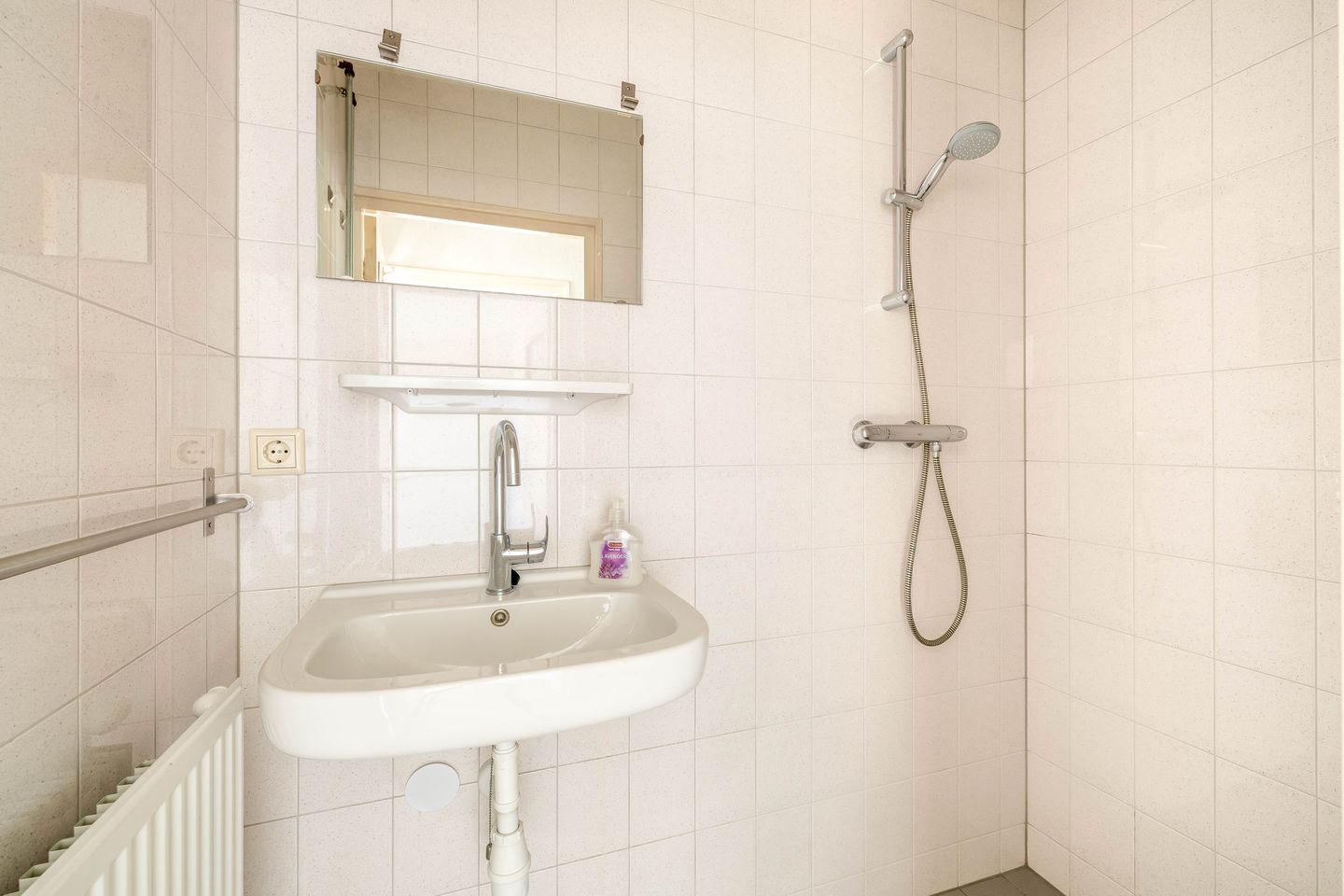 Photo 14 of Muiderslotstraat 19