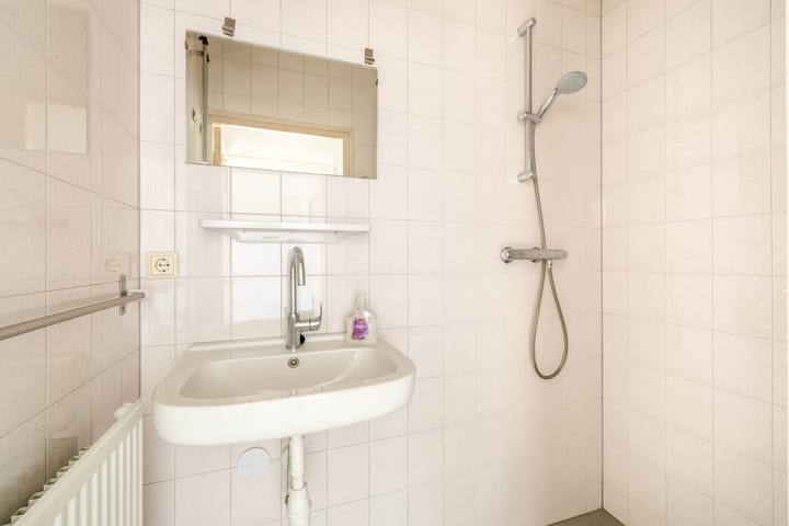 Photo 14 of Muiderslotstraat 19