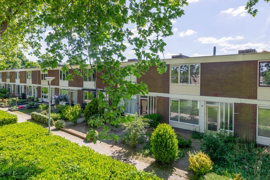 Photo 23 of Muiderslotstraat 19