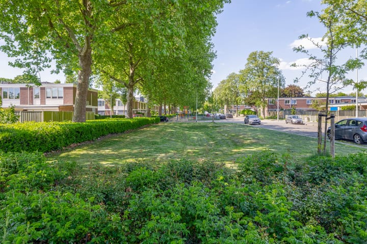 Photo 24 of Muiderslotstraat 19