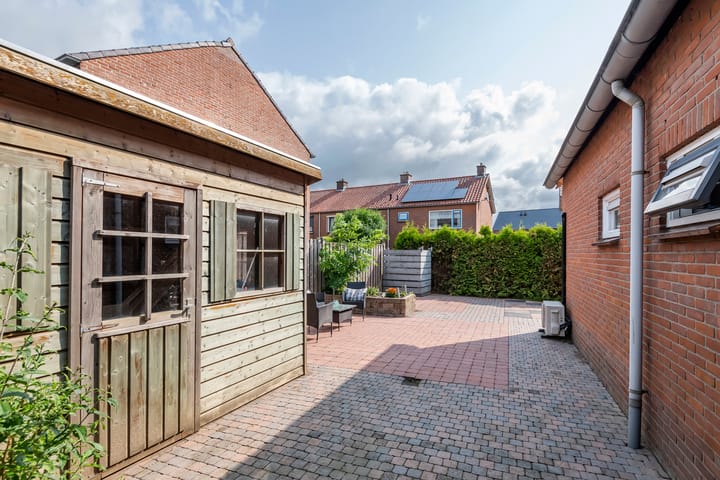 Photo 8 of Gulhofstraat 34