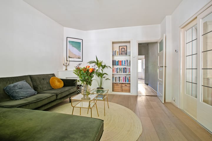 Photo 10 of Uiterwaardenstraat 157-1