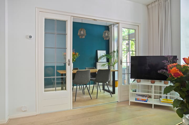 Photo 11 of Uiterwaardenstraat 157-1