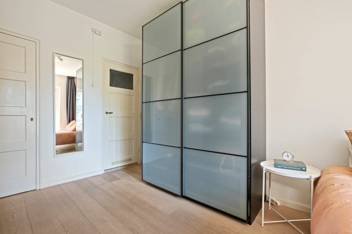 Photo 17 of Uiterwaardenstraat 157-1