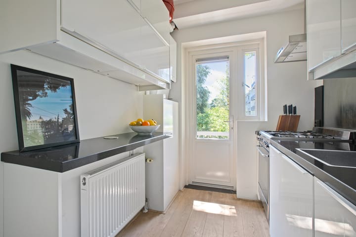 Photo 20 of Uiterwaardenstraat 157-1