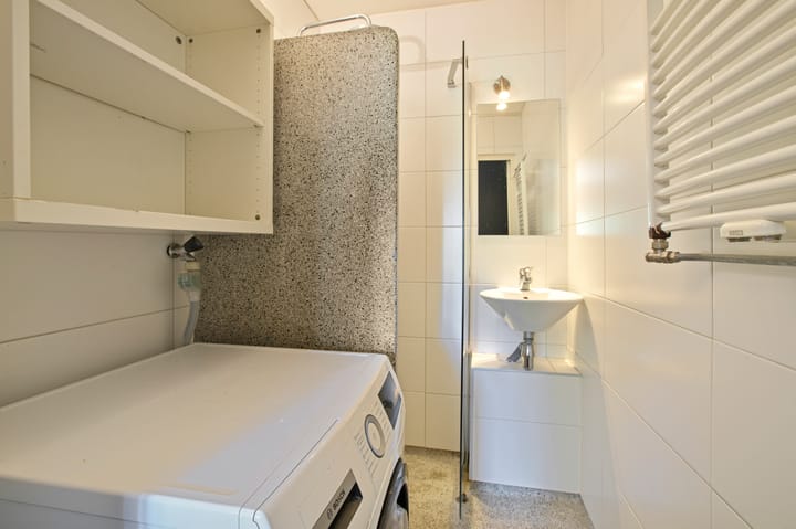 Photo 24 of Uiterwaardenstraat 157-1