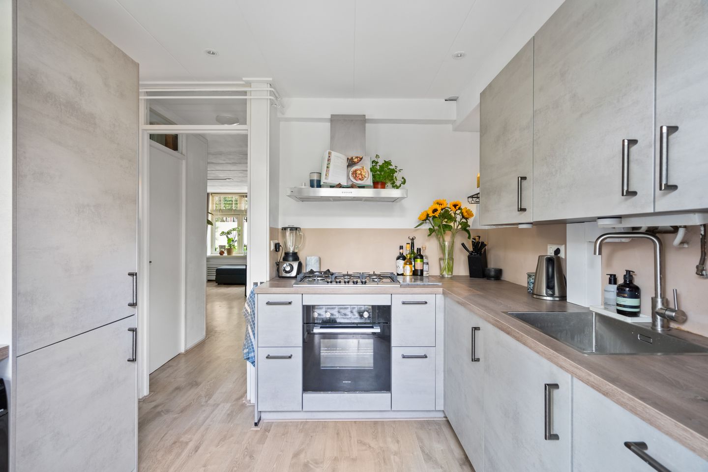 Foto 14 van Burgemeester van Tuyllkade 123