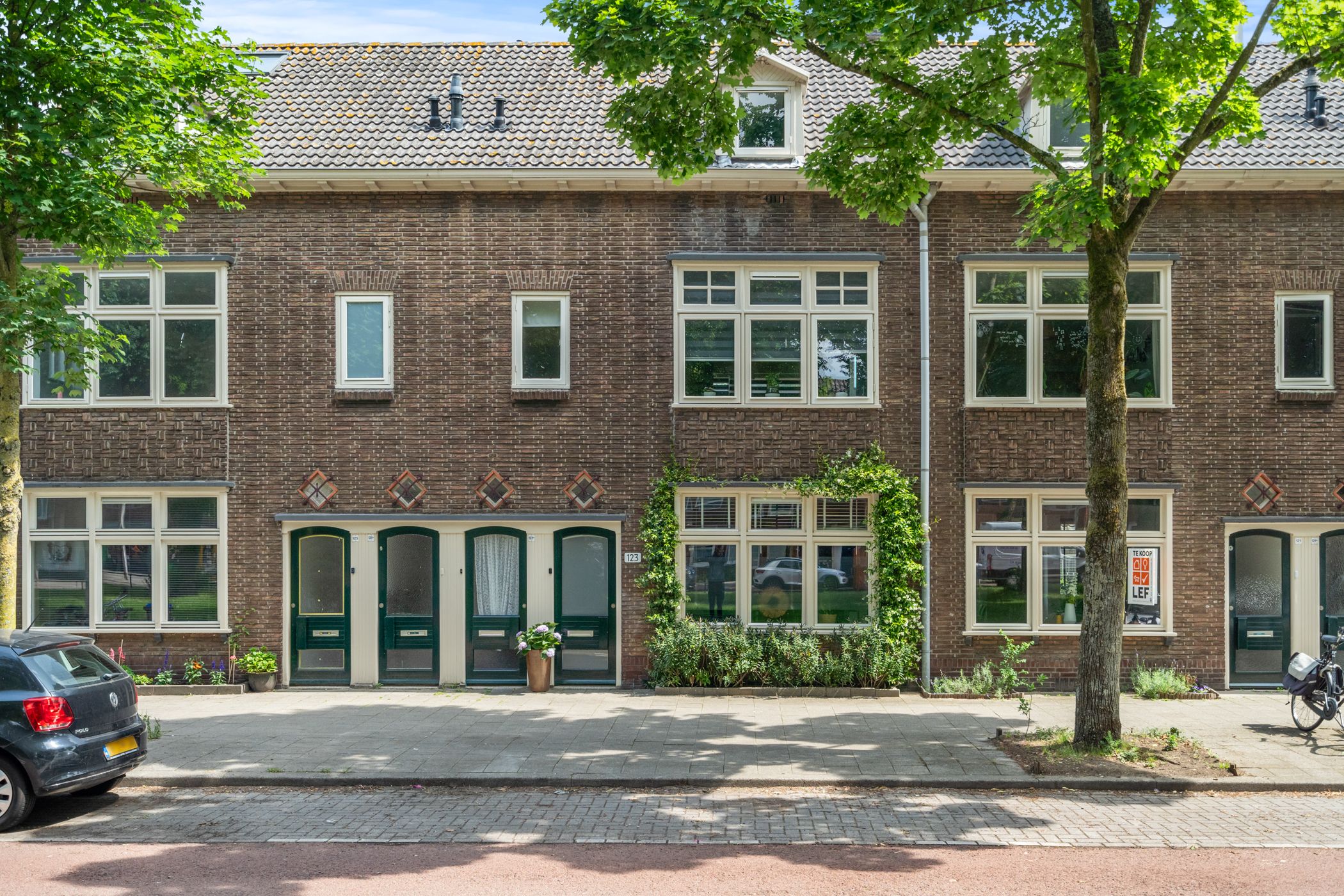 Foto 36 van Burgemeester van Tuyllkade 123