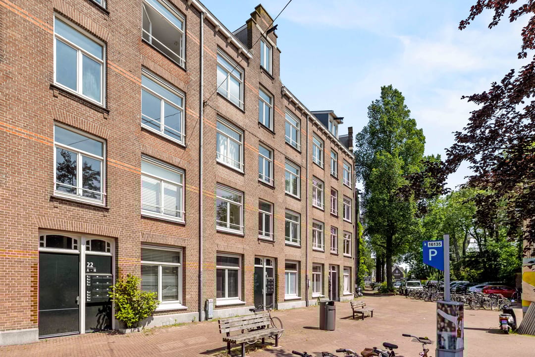 Photo 2 of Spaarndammerstraat 20-F