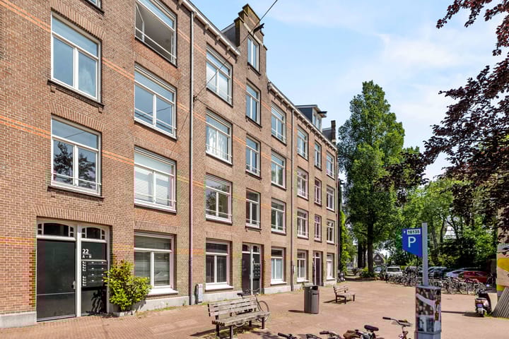 Photo 2 of Spaarndammerstraat 20-F