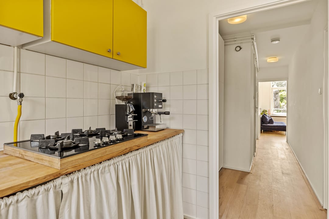 Photo 8 of Spaarndammerstraat 20-F